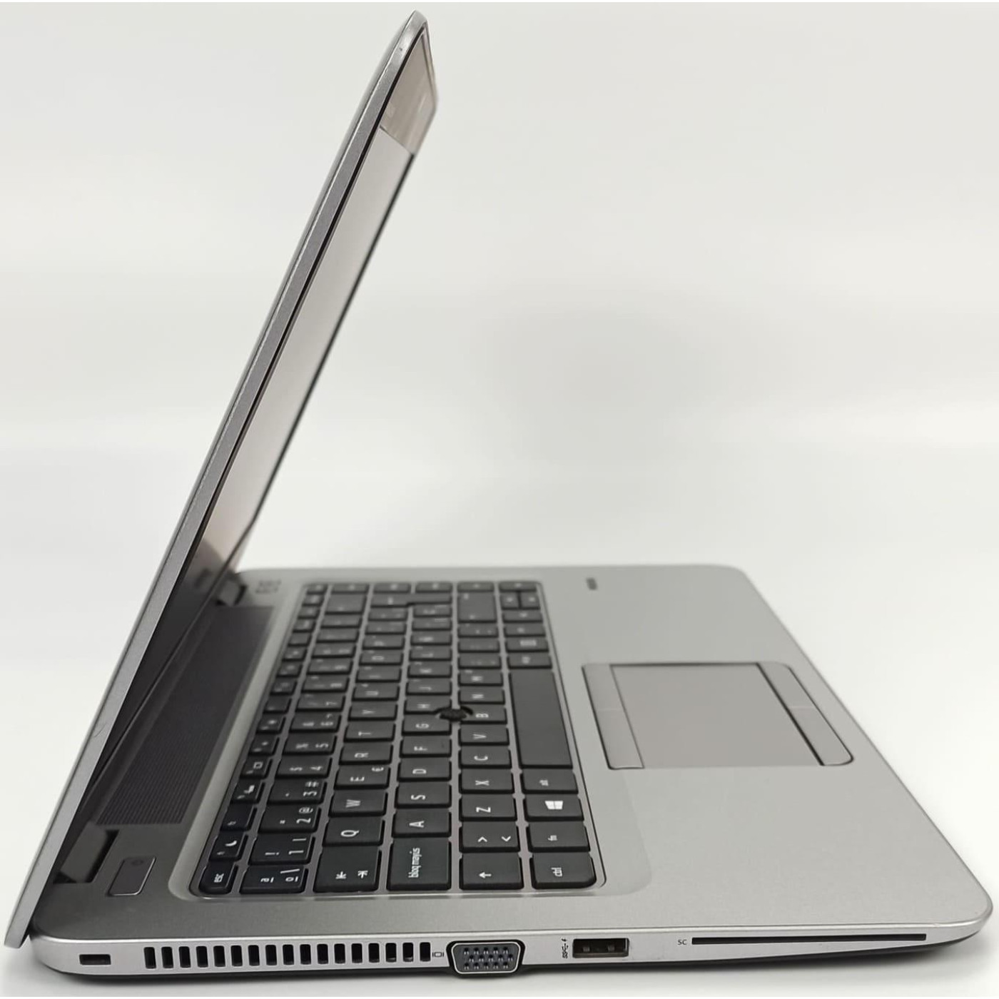 Ноутбук HP 14 ProBook 840 G3 1920x1080/Intel Core i7-6500u/8GB/512GB/Intel HD 520/Wn10/silver (02-HP-840G3-14-I7-6-8-240) Б/в