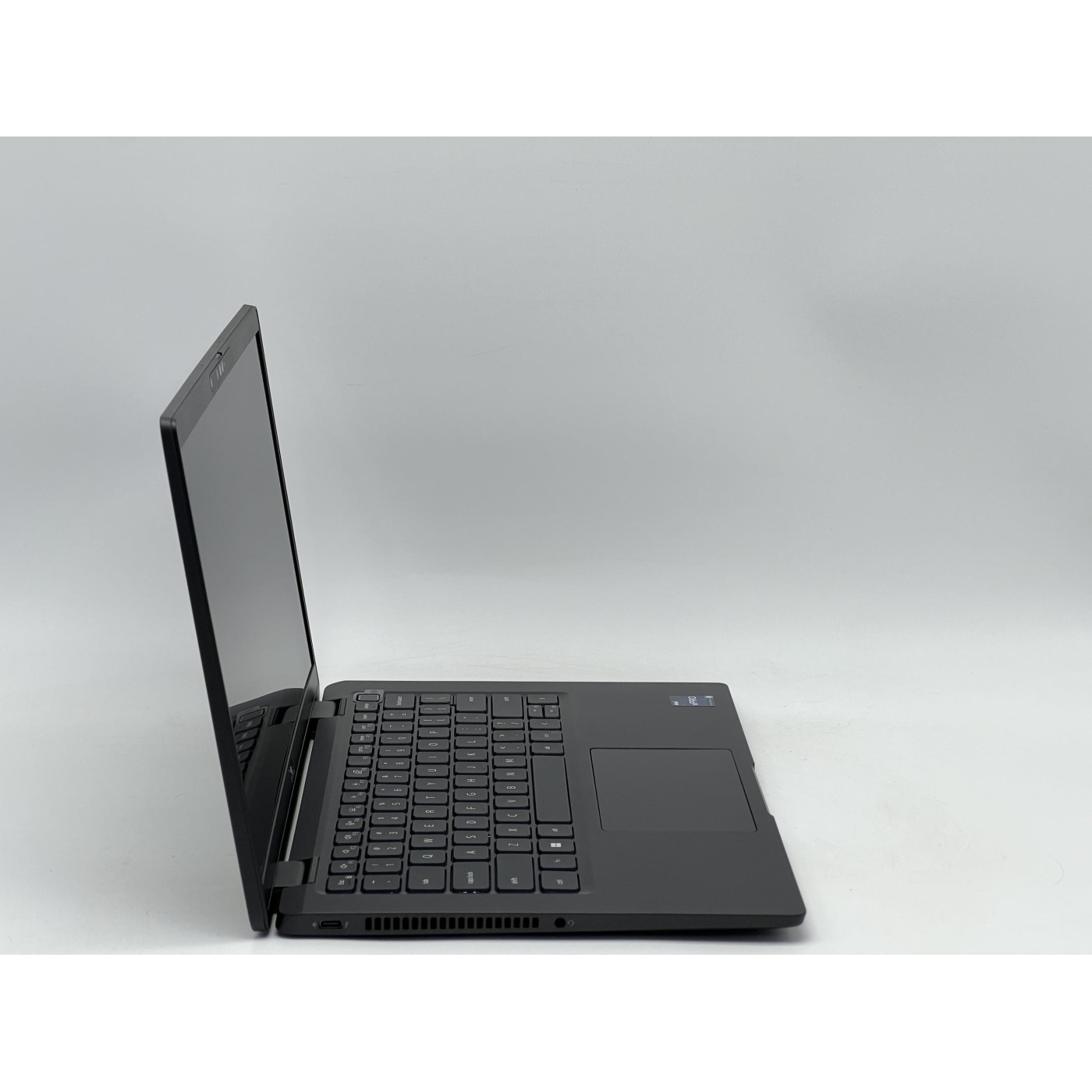 Ноутбук Dell 14 Latitude 7430 FHD IPS/Intel Core i5-1245U/16GB/240GB SSD/Intel Iris Xe Graphics/DOS/Grey (SH2606580) Б/у