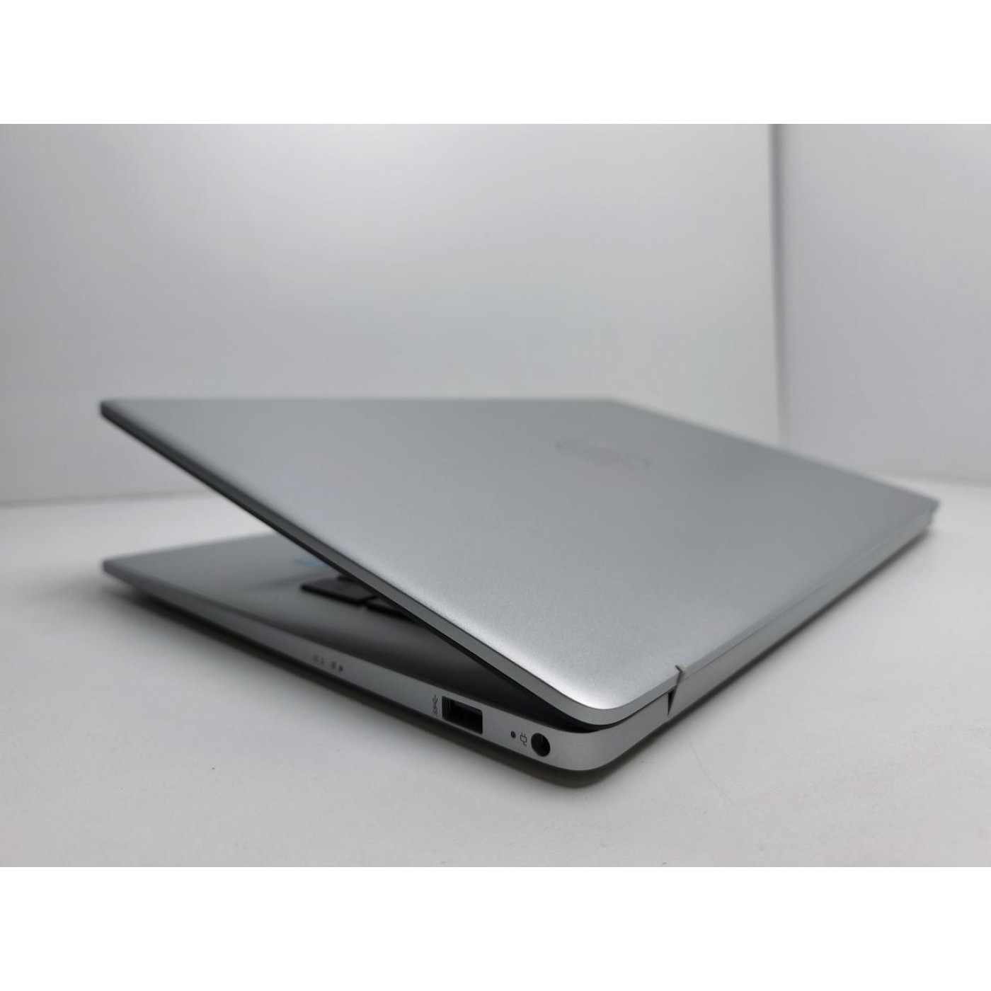 Ноутбук HP 17.3 17-cn2000 FHD IPS/Intel Core i3-1215U/8GB/256GB SSD/Intel UHD Graphics/DOS/Natural Silver (14015) Б/в