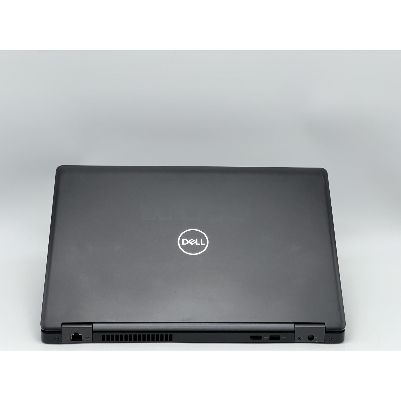 Ноутбук Dell 15.6 Latitude 5590 HD TN/Intel Core i5-7300U/8GB/120GB SSD/Intel HD Graphics 620/DOS/Black (SH26061406) Б/у