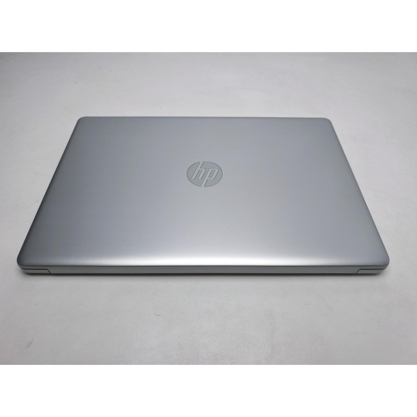 Ноутбук HP 17.3 HD+/Intel Core i5-1135G7/8GB/256GB SSD/Intel Iris Xe Graphics/DOS/Natural Silver (13277) Б/в