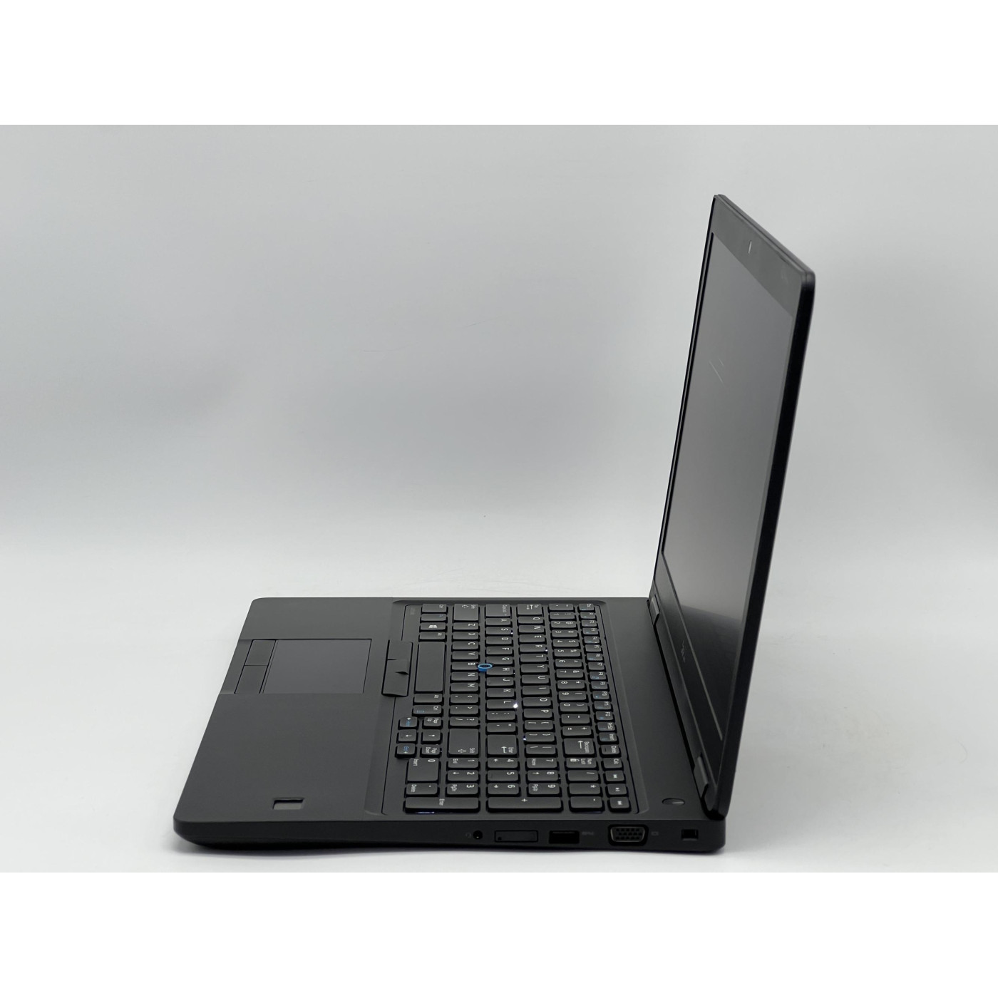 Ноутбук Dell 15.6 Latitude 5580 FHD IPS/Intel Core i5-6300U/8GB/120GB SSD/Intel HD Graphics 520/DOS/Black (SH2607319) Б/в