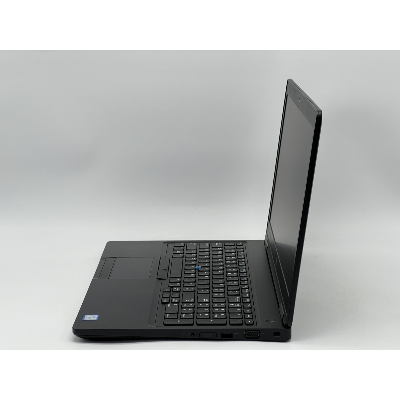 Ноутбук Dell 15.6 Latitude 5580 FHD IPS/Intel Core i5-7300U/8GB/120GB SSD/Intel HD Graphics 620/DOS/Black (SH2607318) Б/в