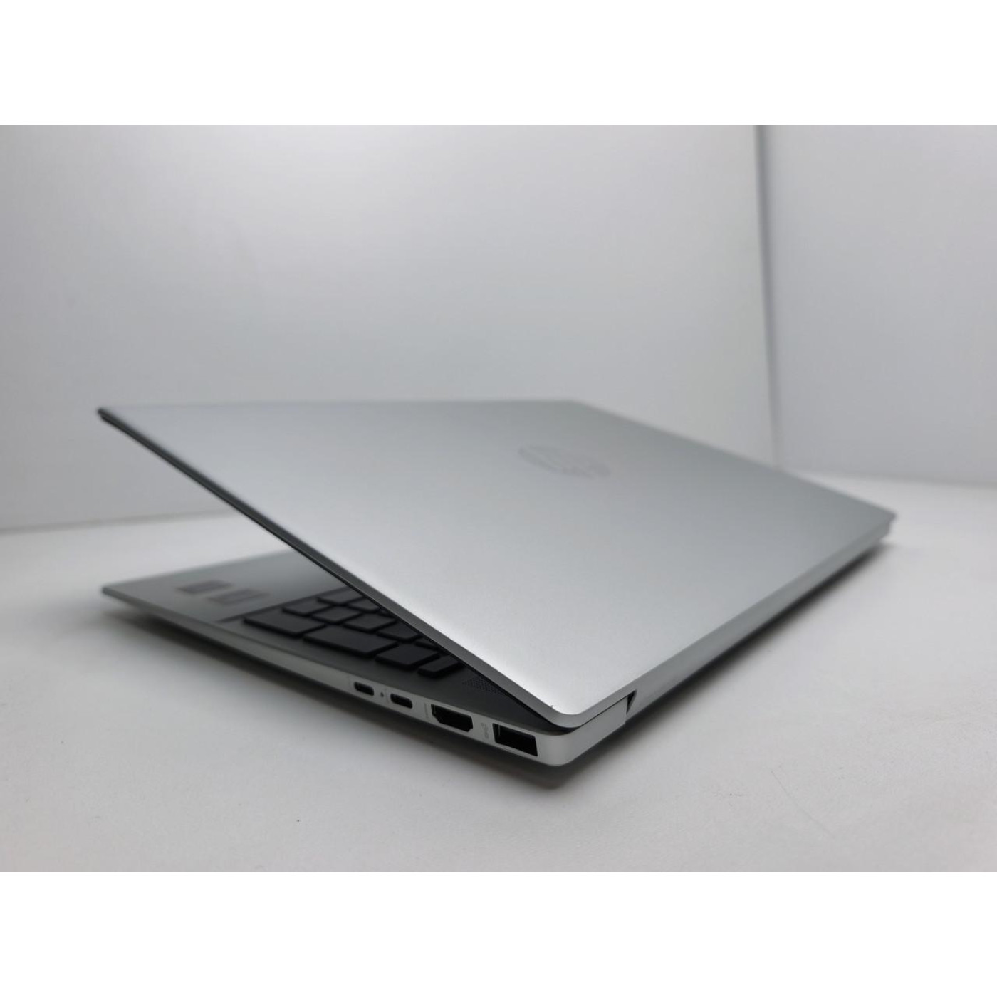Ноутбук Hewlett Packard 16 HP OmniBook 5 FHD+ IPS/AMD Ryzen 5 8540U/8GB/512GB SSD/AMD Radeon 740M/DOS/Glacier Silver (14375) Б/в