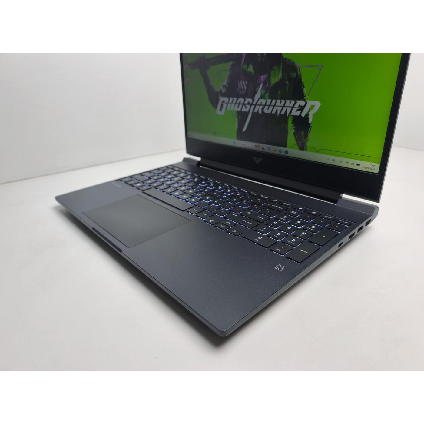 Ноутбук Hewlett Packard 15.6 HP Victus FHD IPS 144Hz/Intel Core i7-12700H/16GB/512GB SSD/NVIDIA GeForce RTX 3050 Ti 4GB/DOS/Mica Silver (14457) Б/у