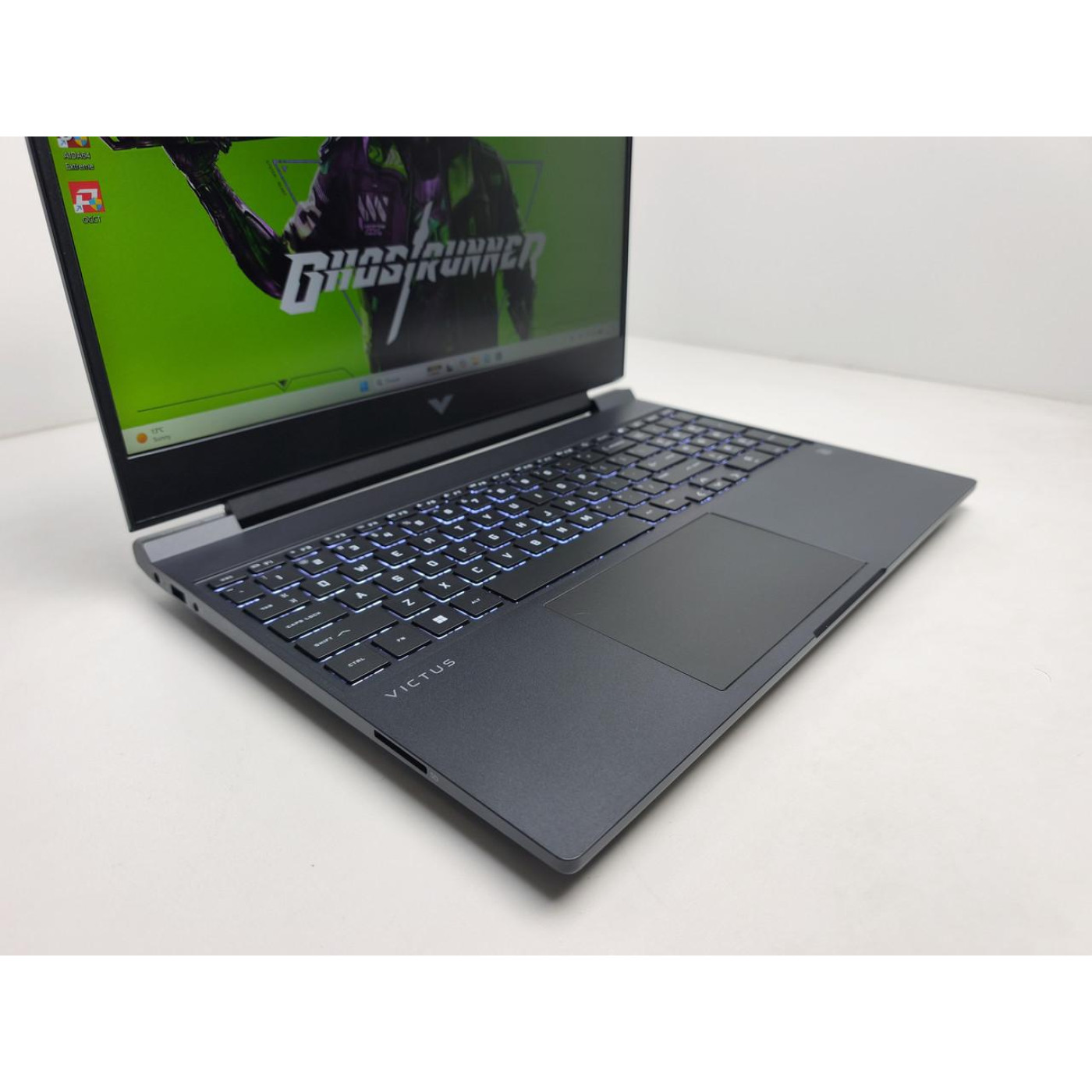 Ноутбук Hewlett Packard 15.6 HP Victus FHD IPS 144Hz/Intel Core i7-12700H/16GB/512GB SSD/NVIDIA GeForce RTX 3050 Ti 4GB/DOS/Mica Silver (14457) Б/у