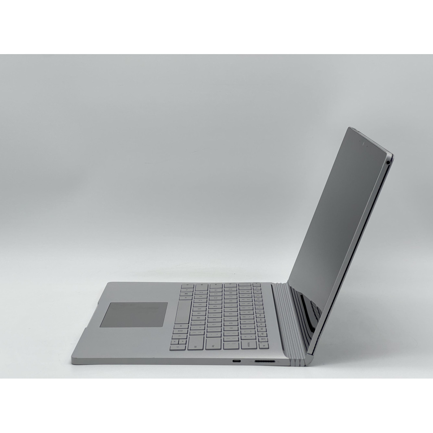 Ноутбук Microsoft 13.5