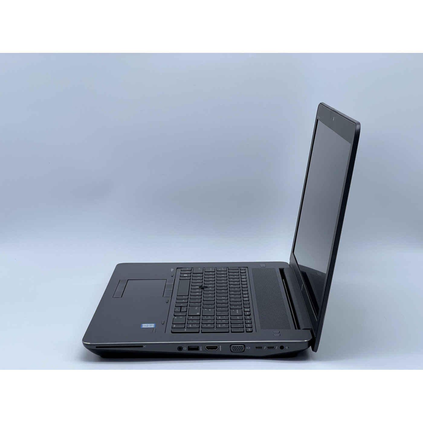 Ноутбук HP 17.3 ZBook 17 G3 HD+ TN/Intel Core i5-6440HQ/16GB/480GB SSD/NVIDIA Quadro M1000M 2GB/DOS/Black (SH26031308) Б/у