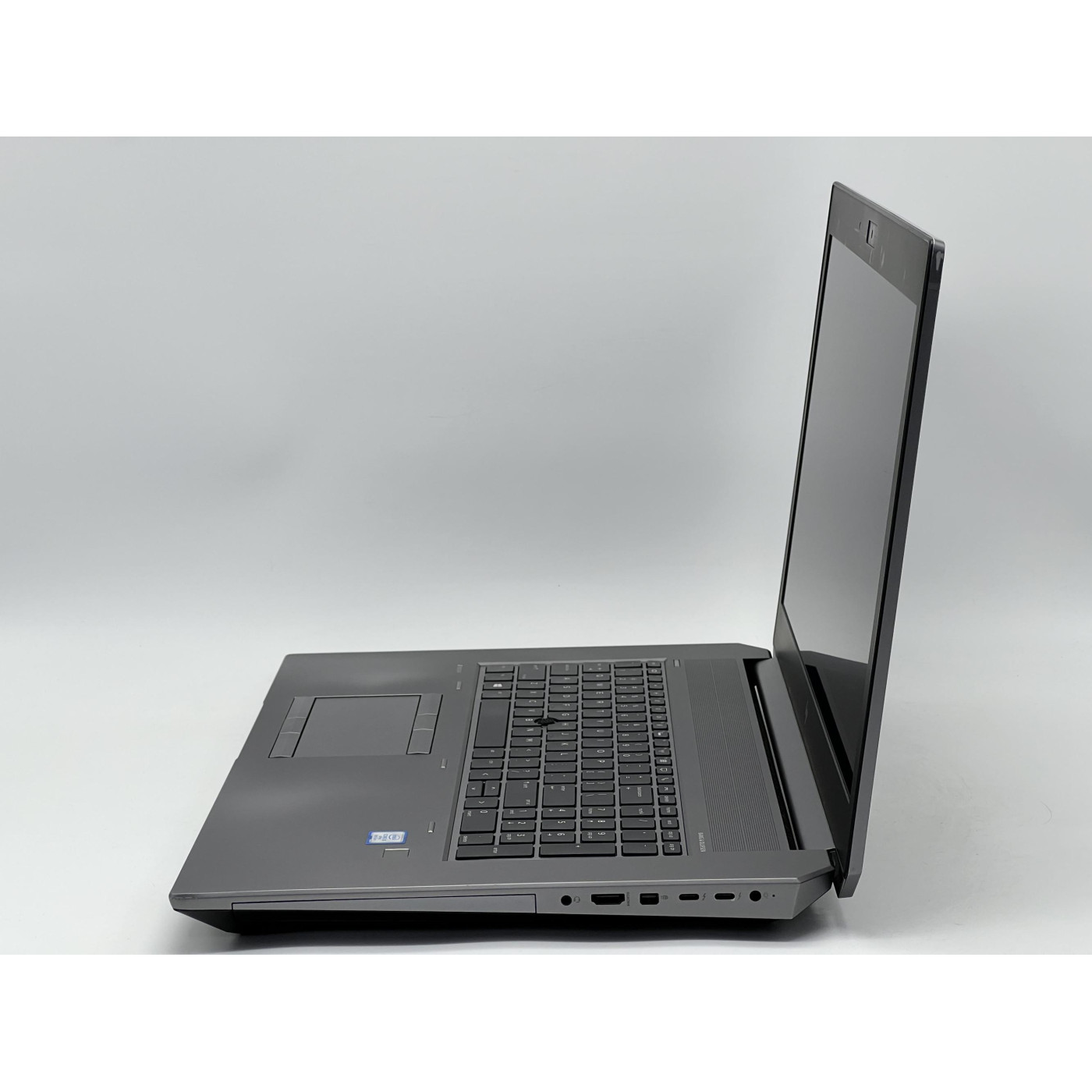 Ноутбук HP 17.3 ZBook 17 G5 FHD IPS/Intel Core i5-8400H/16GB/480GB SSD/NVIDIA Quadro P2000/DOS/Silver (SH26081122) Б/у