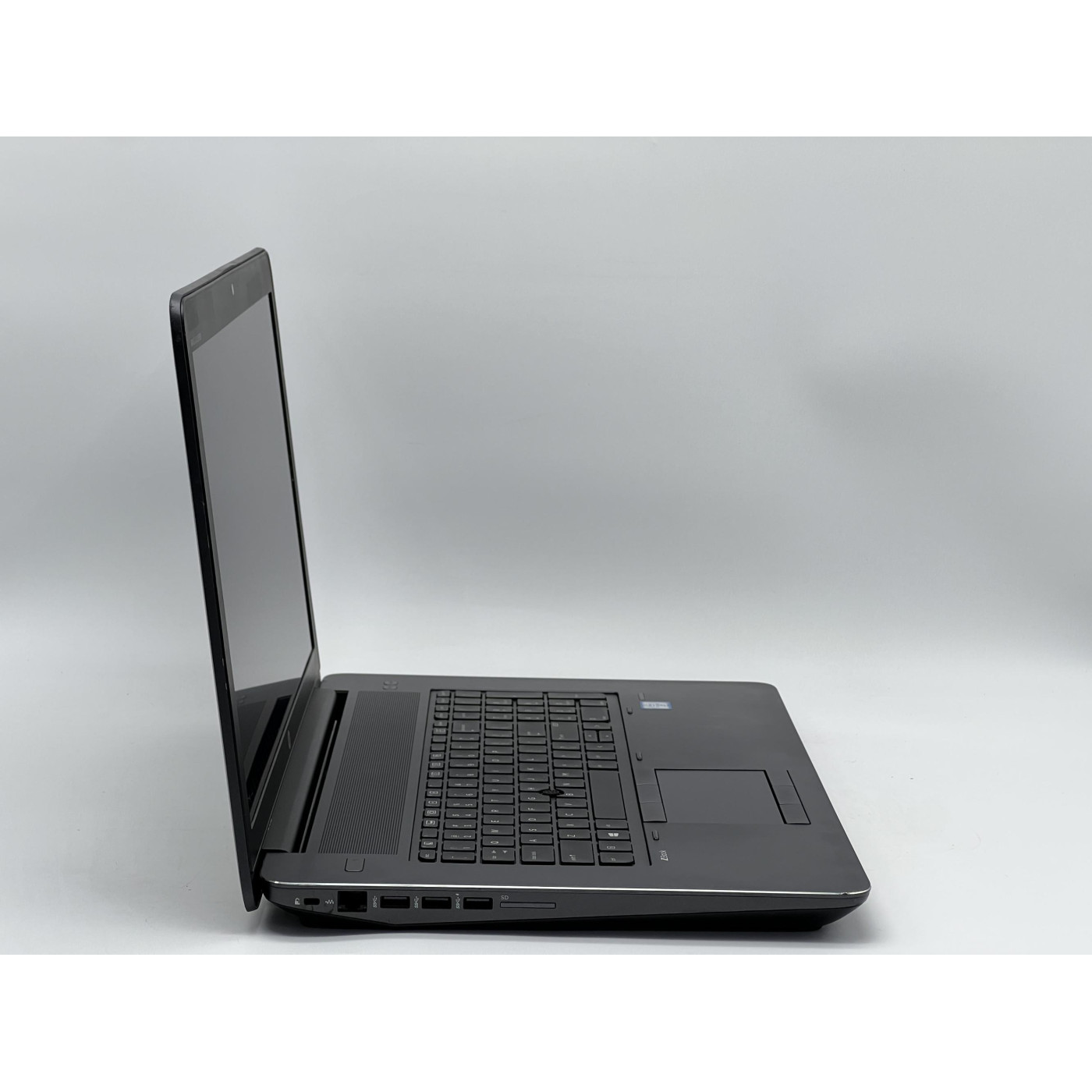 Ноутбук HP 17.3 ZBook 17 G3 FHD IPS/Intel Core i5-6440HQ/16GB/480GB SSD/NVIDIA Quadro M1000M 2GB/DOS/Black (SH2603720) Б/у