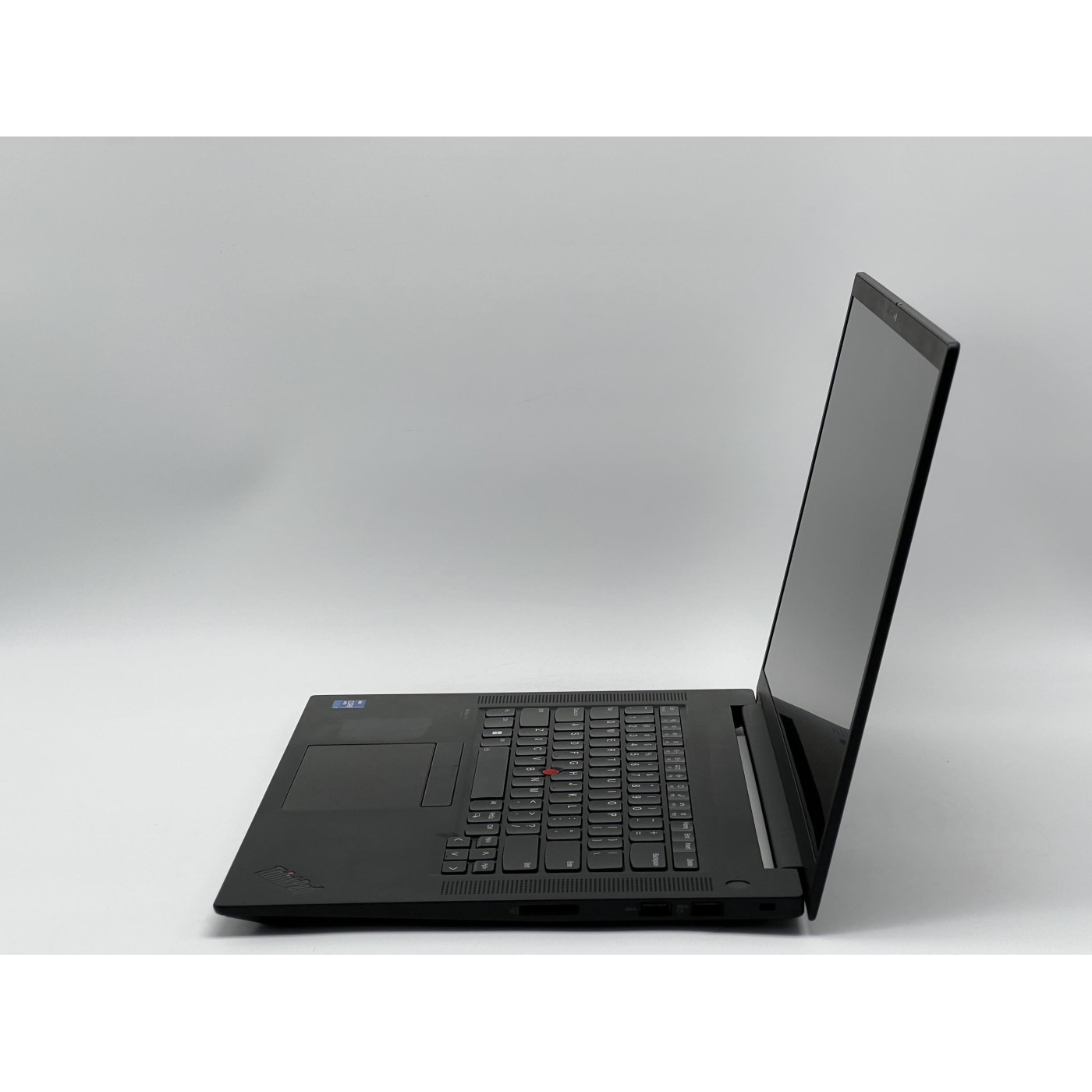 Ноутбук Lenovo 16