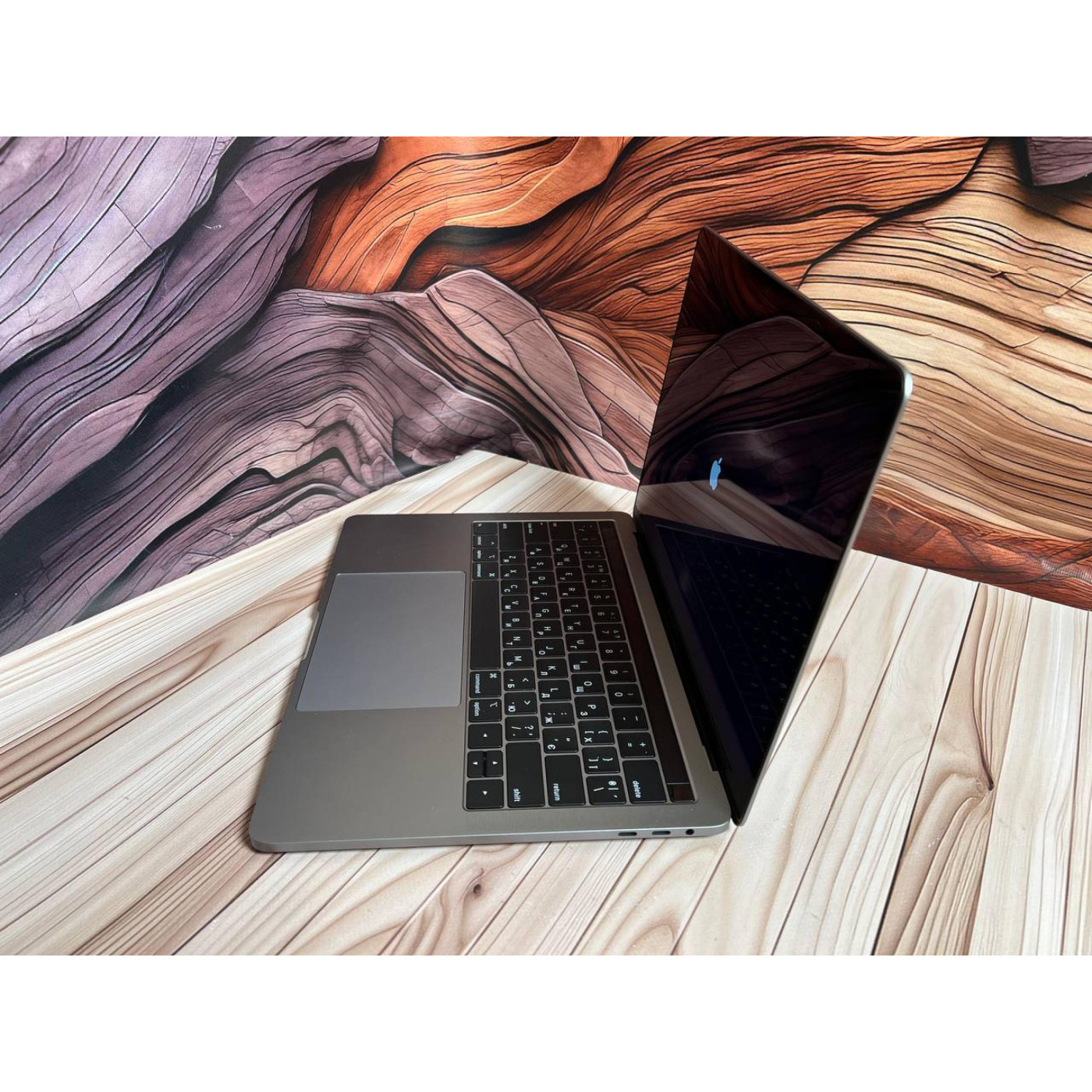 Ноутбук Apple 13