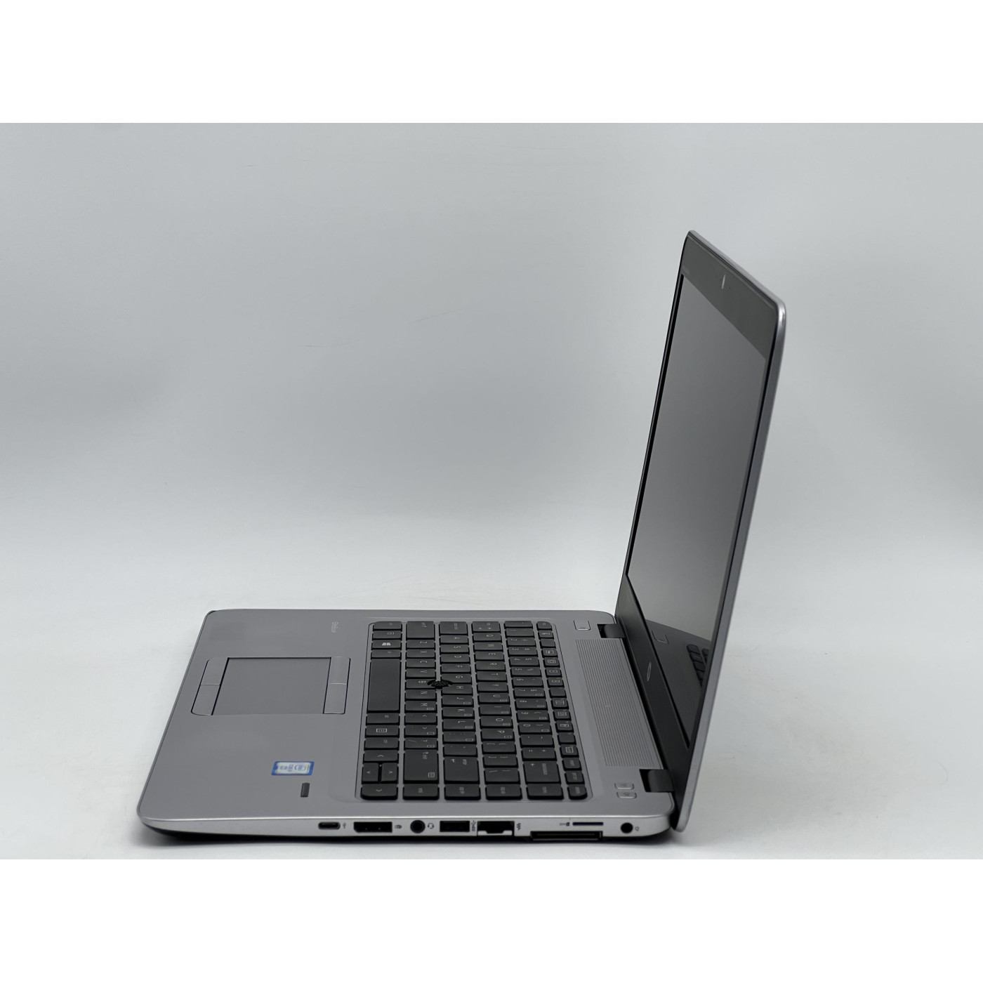 Ноутбук HP 14 EliteBook 840 G3 FHD TN/Intel Core i5-6300U/8GB/120GB SSD/Intel HD Graphics 520/DOS/Black (SH2606582) Б/у