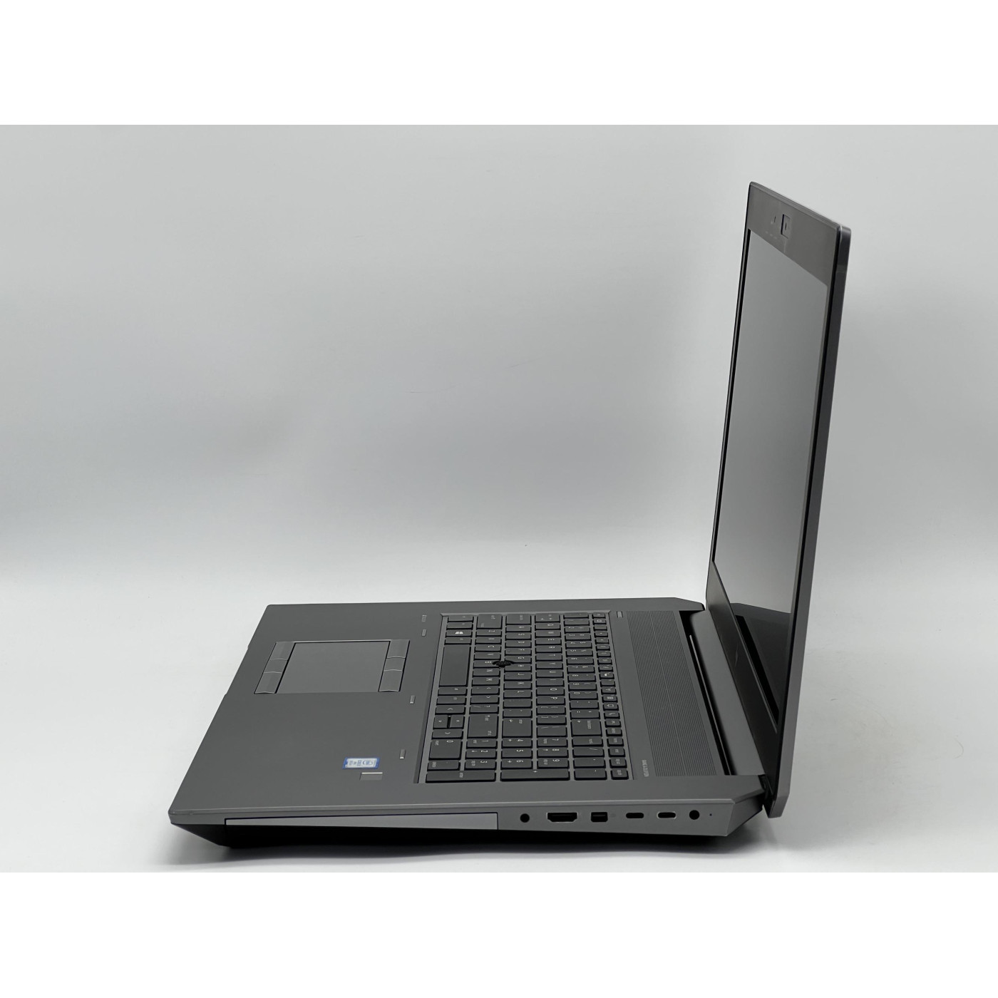 Ноутбук HP 17.3 ZBook 17 G5 FHD IPS/Intel Core i5-8400H/16GB/480GB SSD/NVIDIA Quadro P2000/DOS/Silver (SH2609437) Б/у