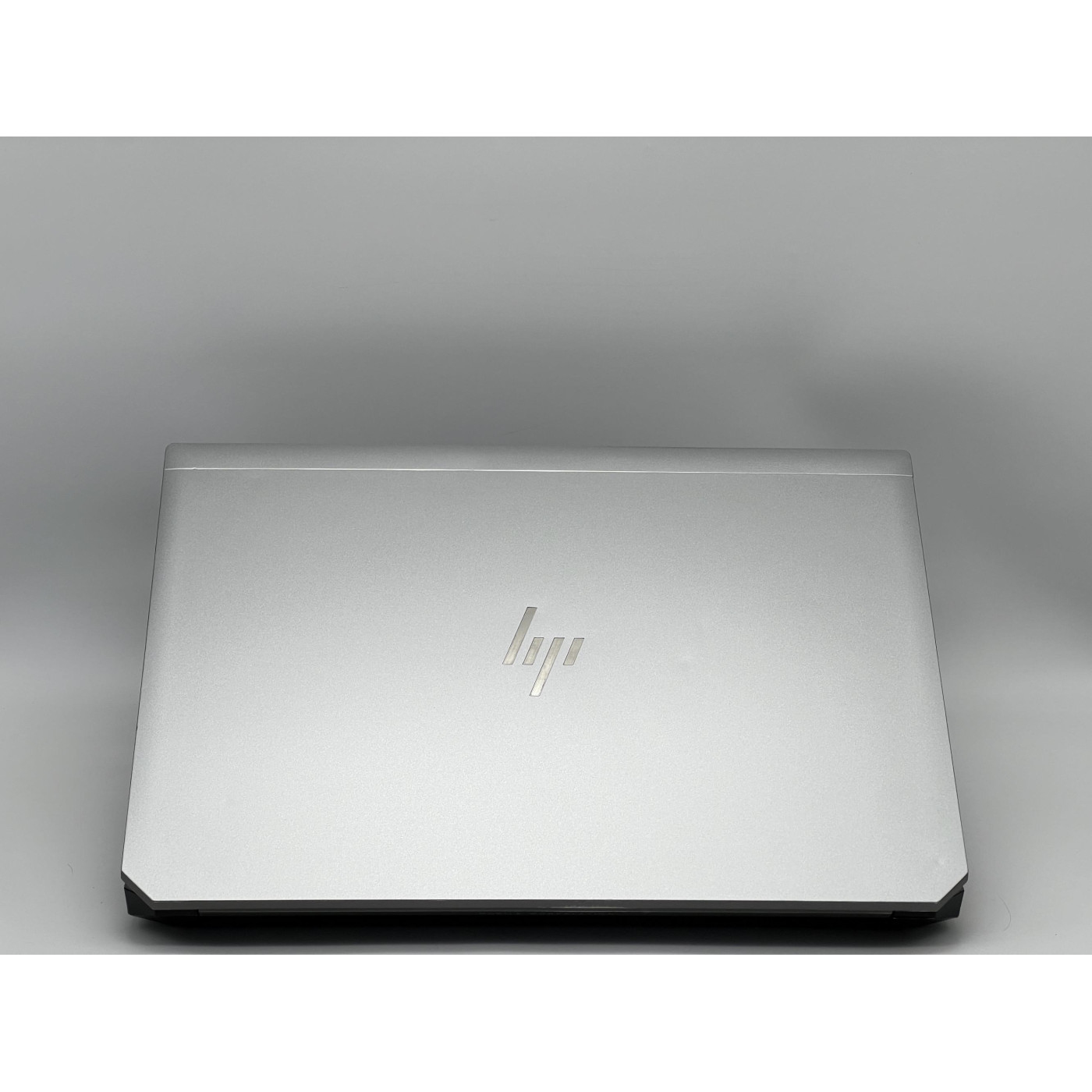 Ноутбук HP 17.3 ZBook 17 G5 FHD IPS/Intel Core i5-8400H/16GB/480GB SSD/NVIDIA Quadro P2000 4GB/DOS/Black (SH2609244) Б/у