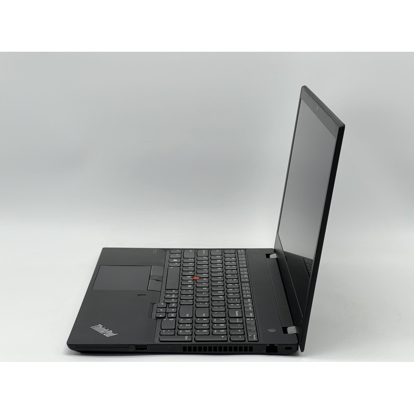 Ноутбук Lenovo 15.6 ThinkPad T15 Gen 1 FHD IPS/Intel Core i5-10210U/16GB/240GB SSD/Intel UHD Graphics/DOS/Black (SH2610049) Б/в