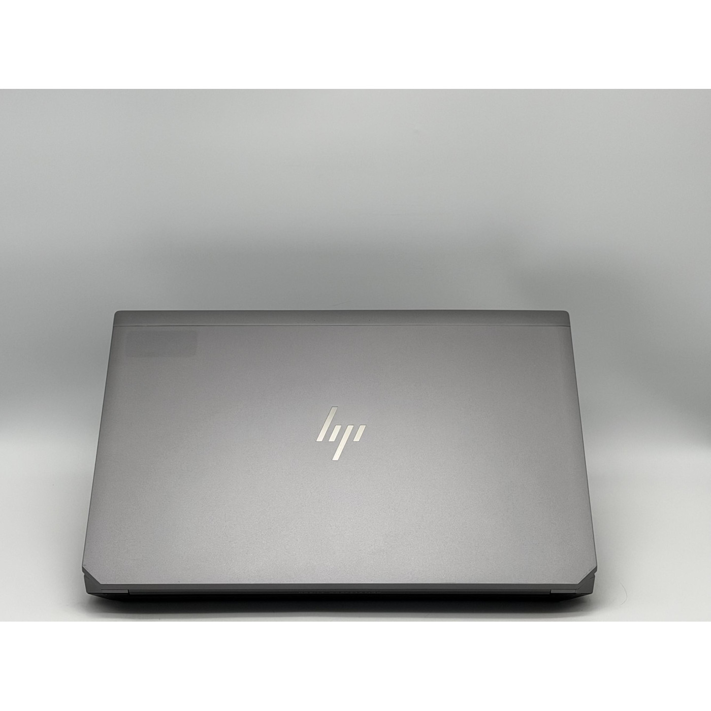 Ноутбук HP 17.3 ZBook 17 G5 FHD IPS/Intel Core i7-8850H/16GB/480GB SSD/NVIDIA Quadro P4200 8GB/DOS/Black (SH2606959) Б/у
