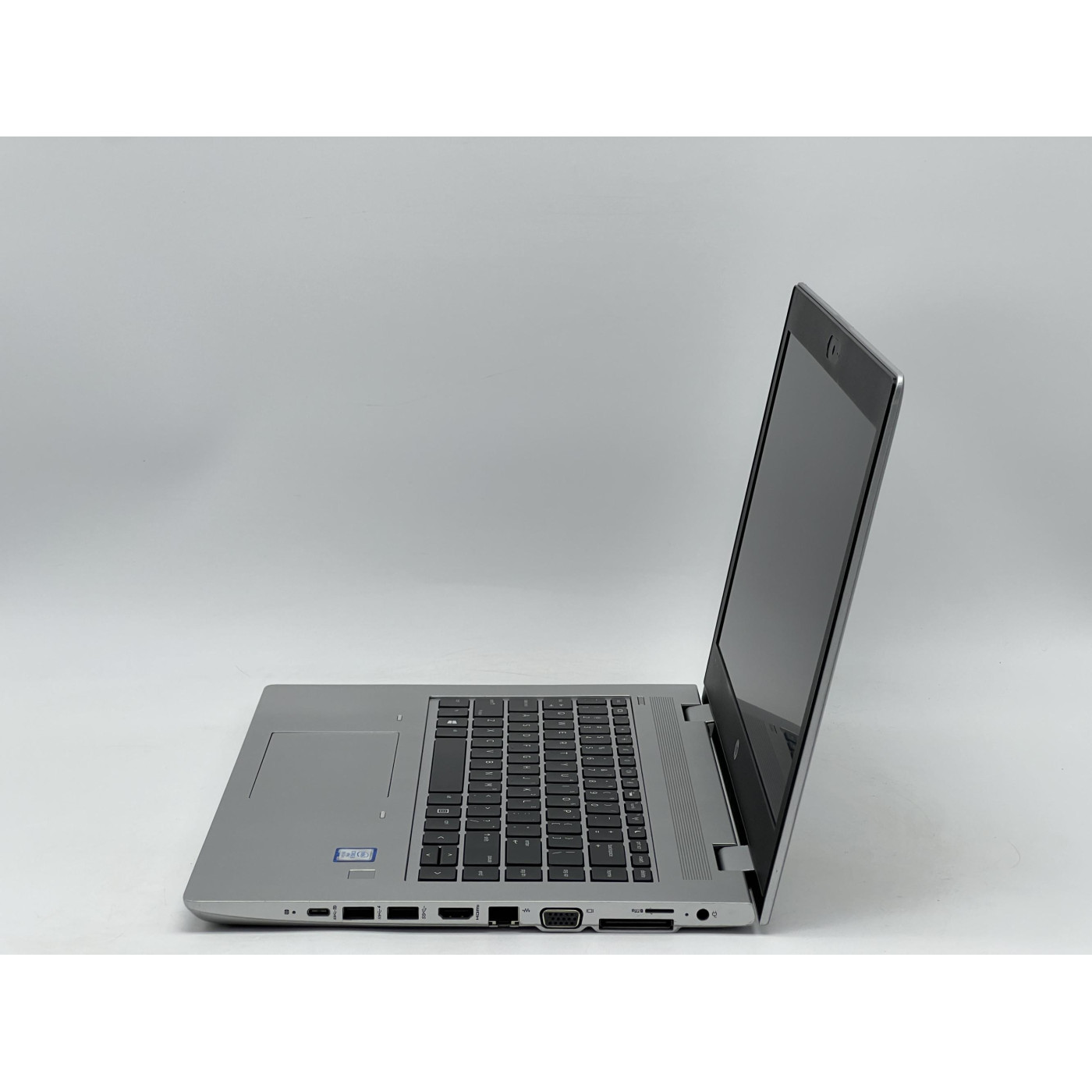 Ноутбук HP 14 ProBook 640 G5 FHD IPS/Intel Core i5-8365U/16GB/240GB SSD/Intel UHD Graphics 620/DOS/Black (SH2606317) Б/у