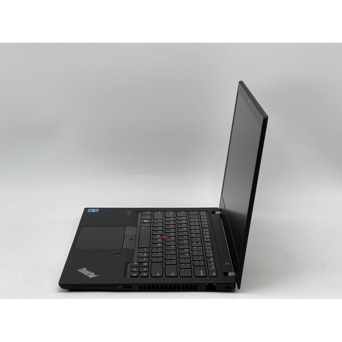Ноутбук Lenovo 14 ThinkPad T14 Gen 2 FHD IPS/Intel Core i5-1145G7/16GB/240GB SSD/Intel Iris Xe Graphics/DOS/Black (SH26081061) Б/у