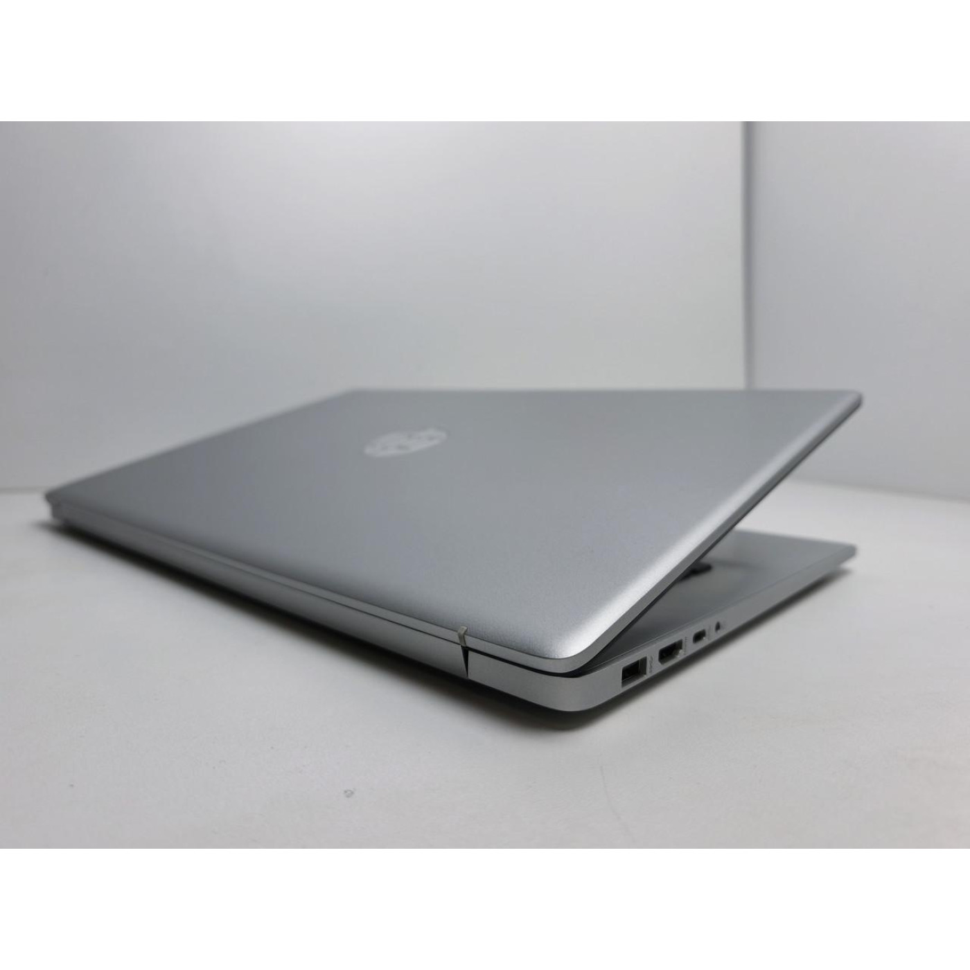 Ноутбук HP 17.3 HD+ touch screen/1600x900/60Гц/Core i3-1215U/12GB/512GB/Intel UHD Graphics (17t-cn2000) Б/в