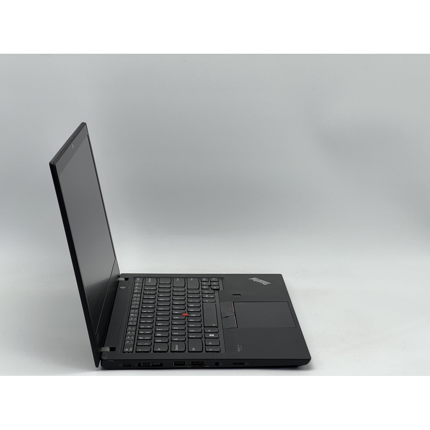 Ноутбук Lenovo 14 ThinkPad T14 Gen 2 FHD IPS/Intel Core i5-1145G7/16GB/240GB SSD/Intel Iris Xe Graphics/DOS/Black (SH2608452) Б/в