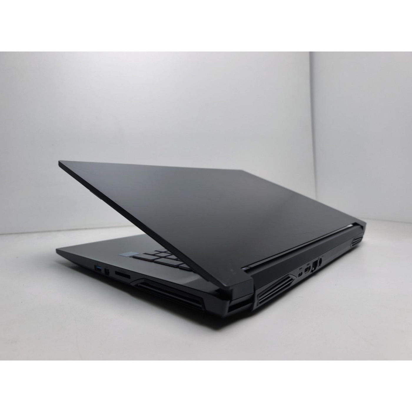 Ноутбук Clevo 17.3 FHD IPS/Intel Core i7-9750H/16GB/256GB SSD/NVIDIA GeForce GTX 1660 Ti 6GB/DOS/Black (13447) Б/в