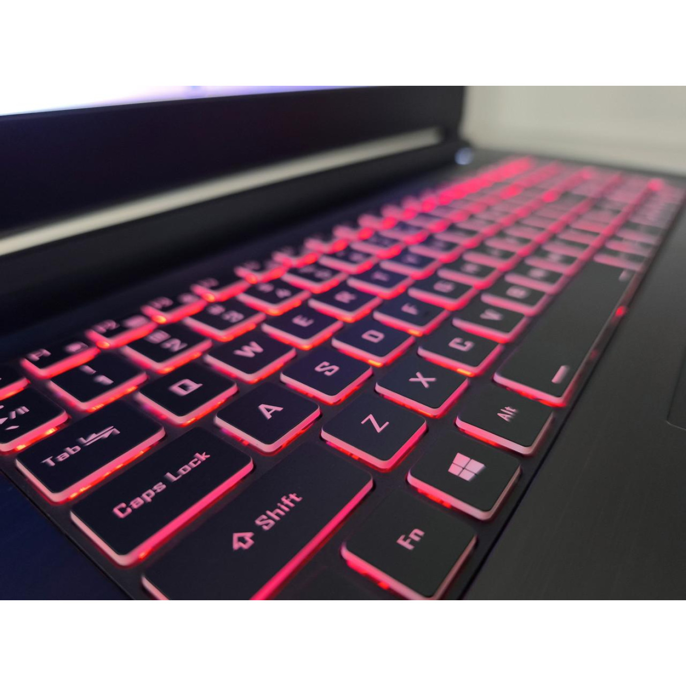 Ноутбук Clevo 17.3 FHD IPS/Intel Core i7-9750H/16GB/256GB SSD/NVIDIA GeForce GTX 1660 Ti 6GB/DOS/Black (13447) Б/в
