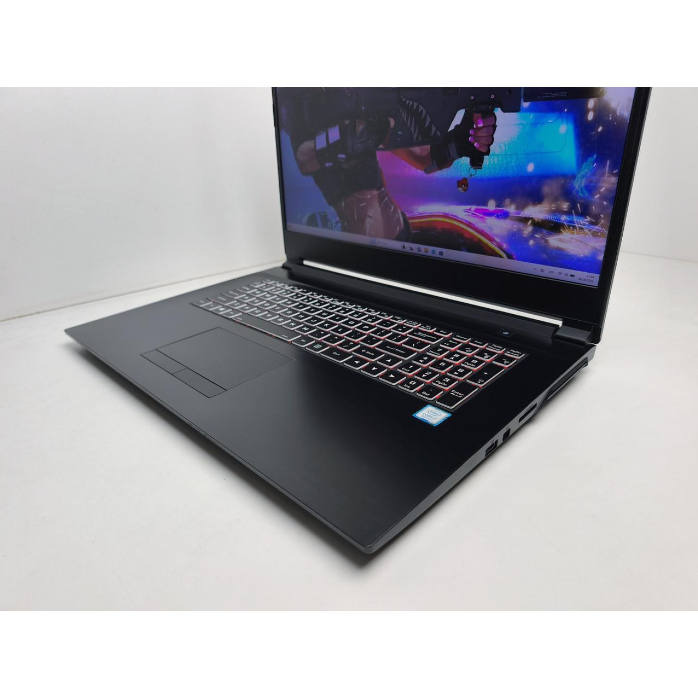 Ноутбук Clevo 17.3 FHD IPS/Intel Core i7-9750H/16GB/256GB SSD/NVIDIA GeForce GTX 1660 Ti 6GB/DOS/Black (13447) Б/в