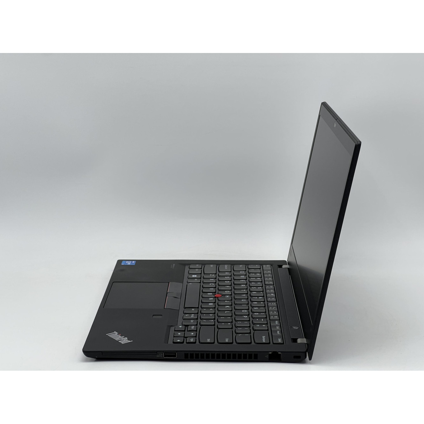 Ноутбук Lenovo 14 ThinkPad T14 Gen 2 FHD IPS/Intel Core i5-1145G7/16GB/480GB SSD/Intel Iris Xe Graphics/DOS/Black (SH2608449) Б/у