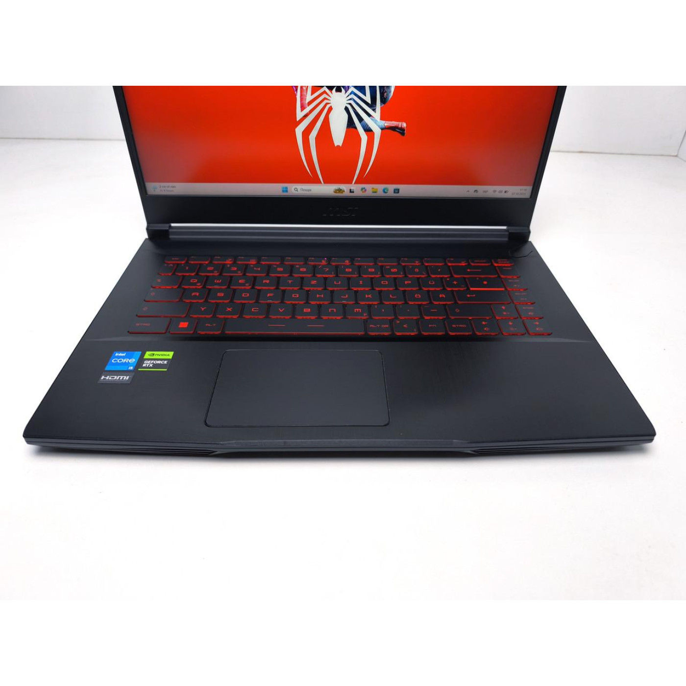 Ноутбук MSI 15.6