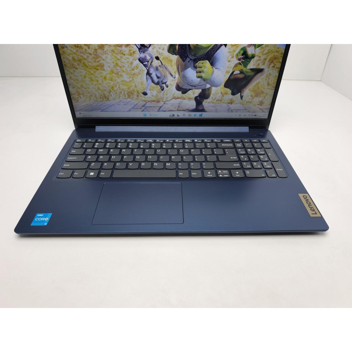 Ноутбук Lenovo 15.6 IdeaPad Slim 3 15IAN8 FHD TN/Intel Core i3-N305/8GB/256GB SSD/Intel UHD Graphics/DOS/Arctic Grey (13963) Б/у