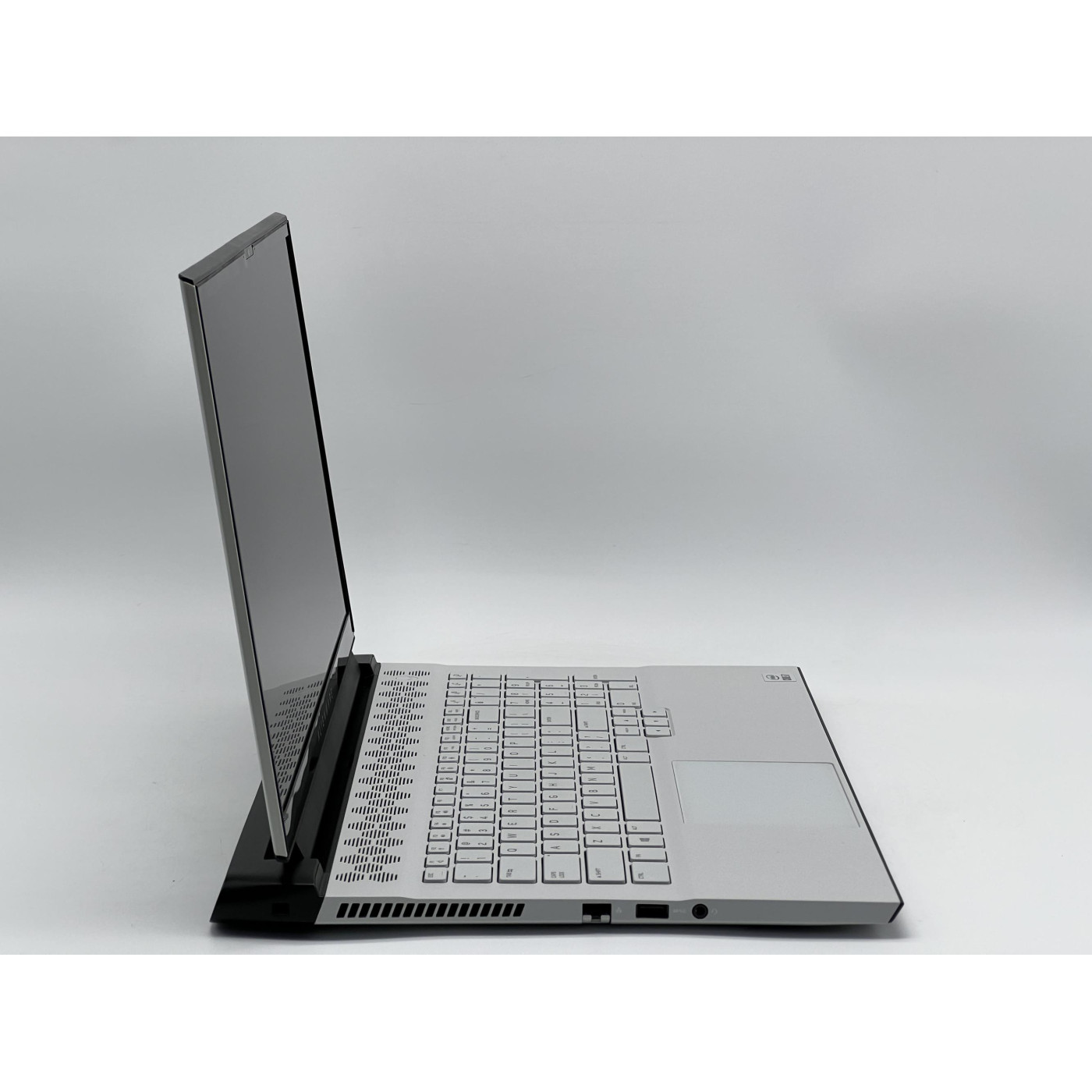 Ноутбук Dell 17.3