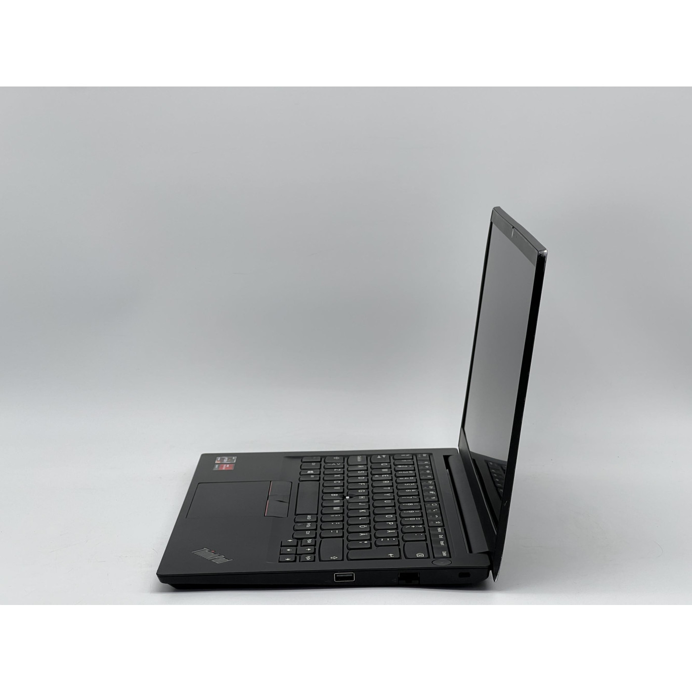 Ноутбук Lenovo 14 ThinkPad E14 Gen 2 HD TN/AMD Ryzen 3 4300U/8GB/240GB SSD/AMD Radeon Graphics/DOS/Black (NS25031780) Б/у