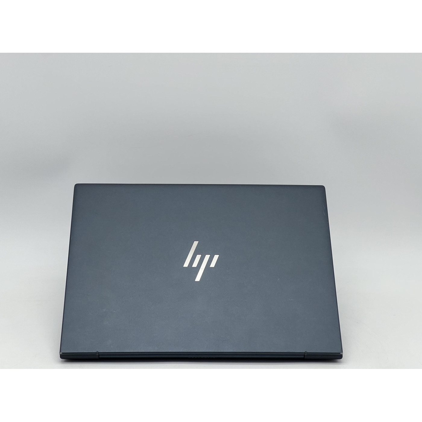 Ноутбук HP 13.5 Elite Dragonfly G3 FHD+ IPS/Intel Core i7-1265U/16GB/240GB SSD/Intel Iris Xe Graphics/DOS (SH2608834) Б/в