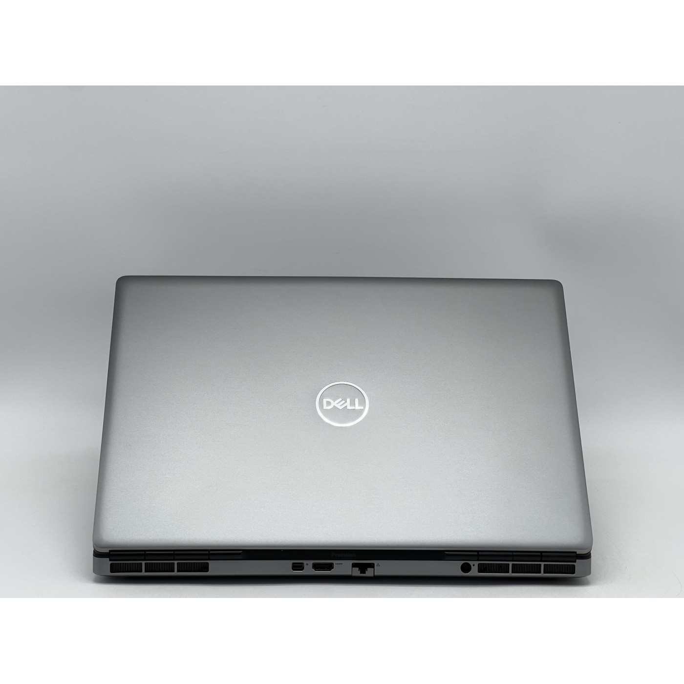 Ноутбук Dell 15.6 Precision 7550 FHD IPS/Intel Core i7-10875H/16GB/480GB SSD/NVIDIA Quadro RTX 4000/DOS/Silver (SH2609727) Б/в