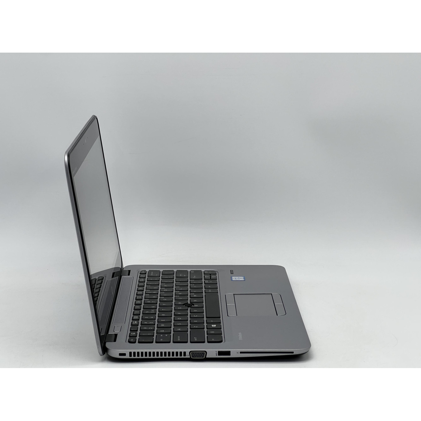 Ноутбук HP 12.5 EliteBook 820 G3 FHD IPS/Intel Core i5-6300U/8GB/240GB SSD/Intel HD Graphics 520/DOS/ (SH2606963) Б/у
