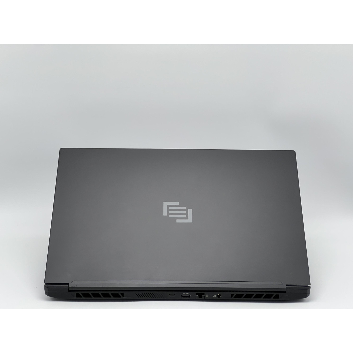 Ноутбук Maingear 17.3