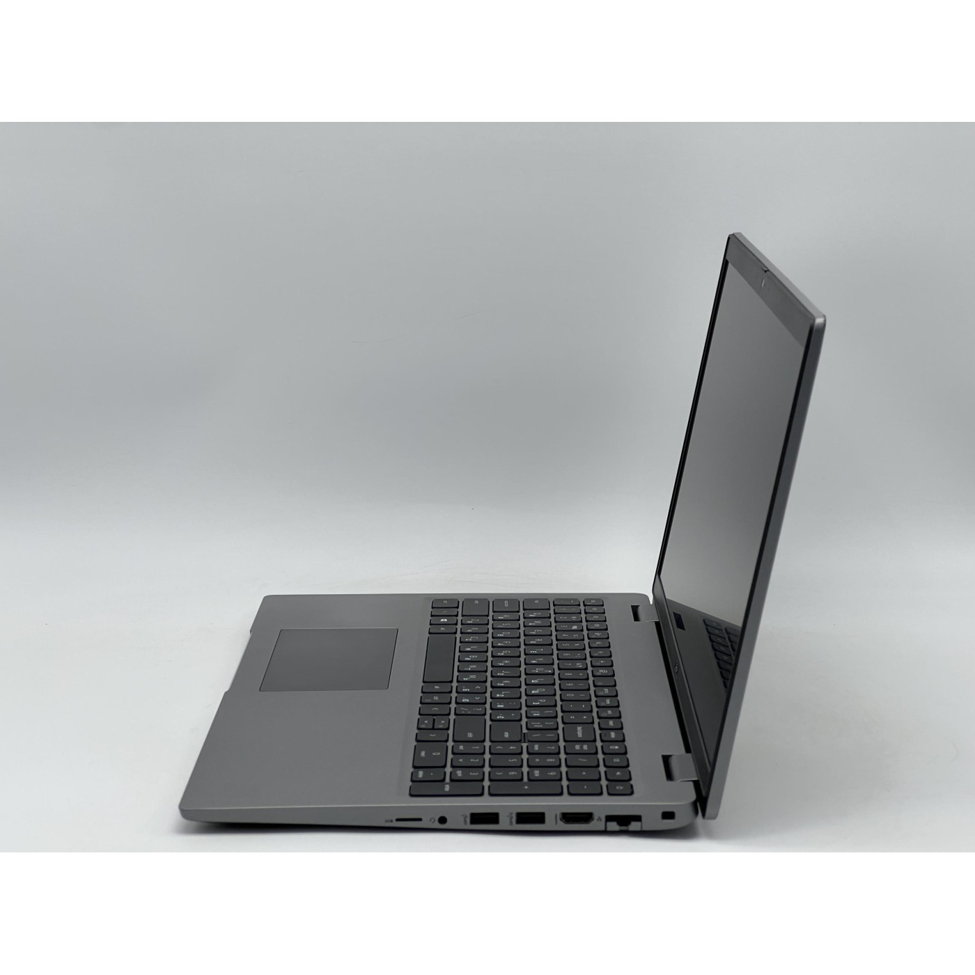 Ноутбук Dell 15.6 Latitude 5530 FHD IPS/Intel Core i5-1245U/16GB/240GB SSD/Intel UHD Graphics/DOS/Gray (SH2609094) Б/у