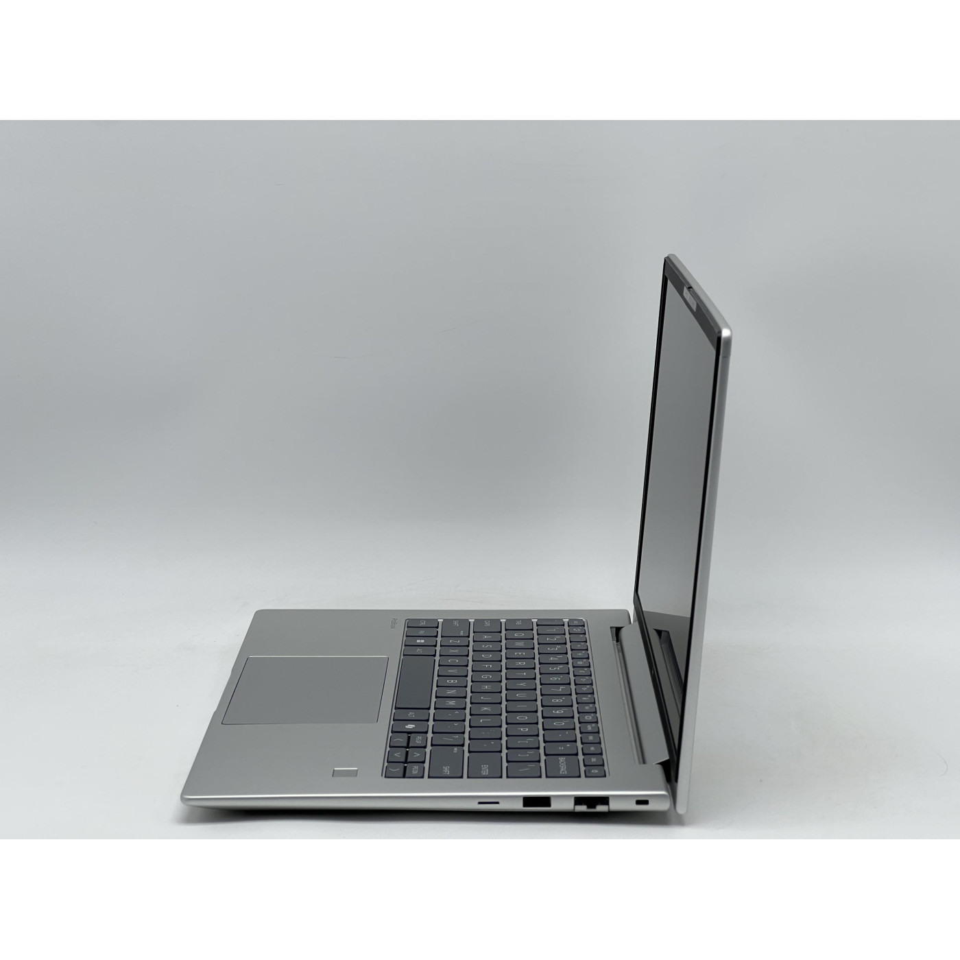 Ноутбук HP 14 EliteBook 640 G11 WUXGA IPS/Intel Core Ultra 5 135U/16GB/480GB SSD/Intel Graphics/DOS/Glacier Silver (SH26061278) Б/в