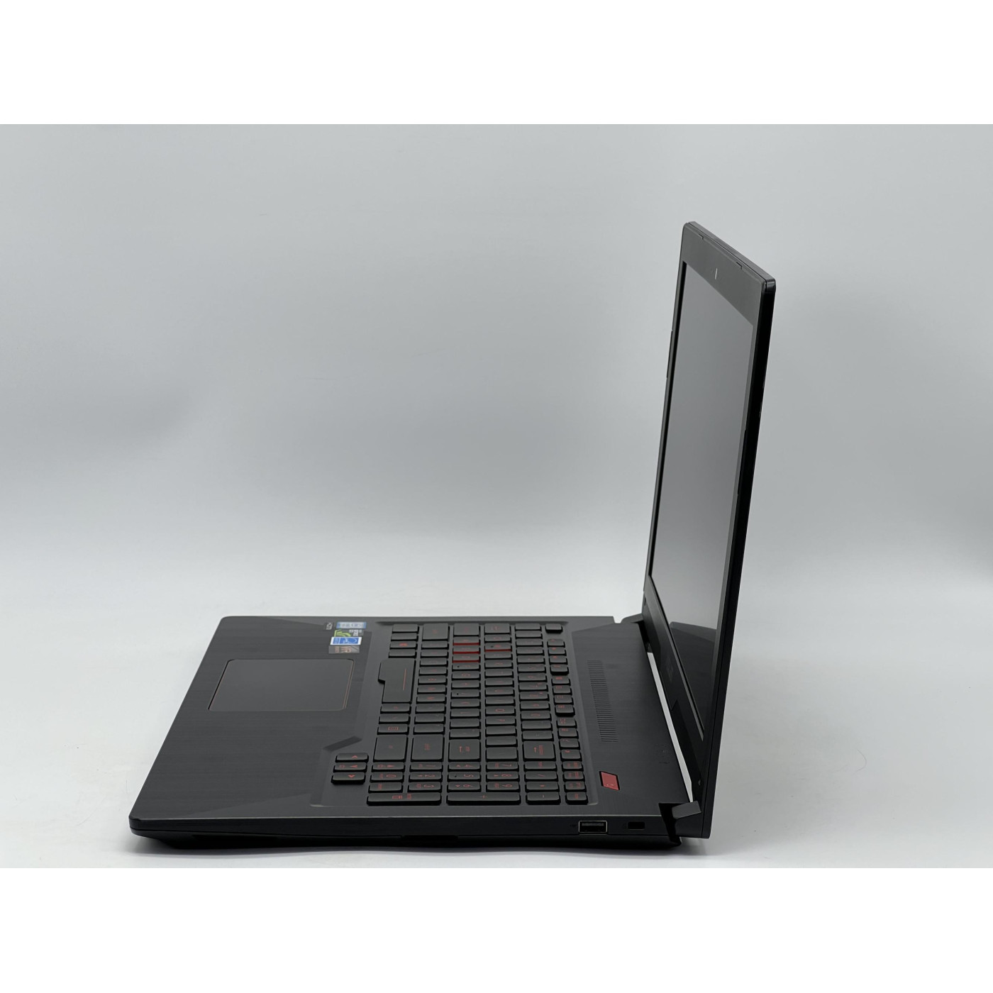 Ноутбук ASUS 15.6 FX503VM FHD IPS/Intel Core i7-7700HQ/16GB/120GB SSD + 1TB HDD/NVIDIA GeForce GTX 1060 6GB/DOS/Black (SH26061401) Б/в