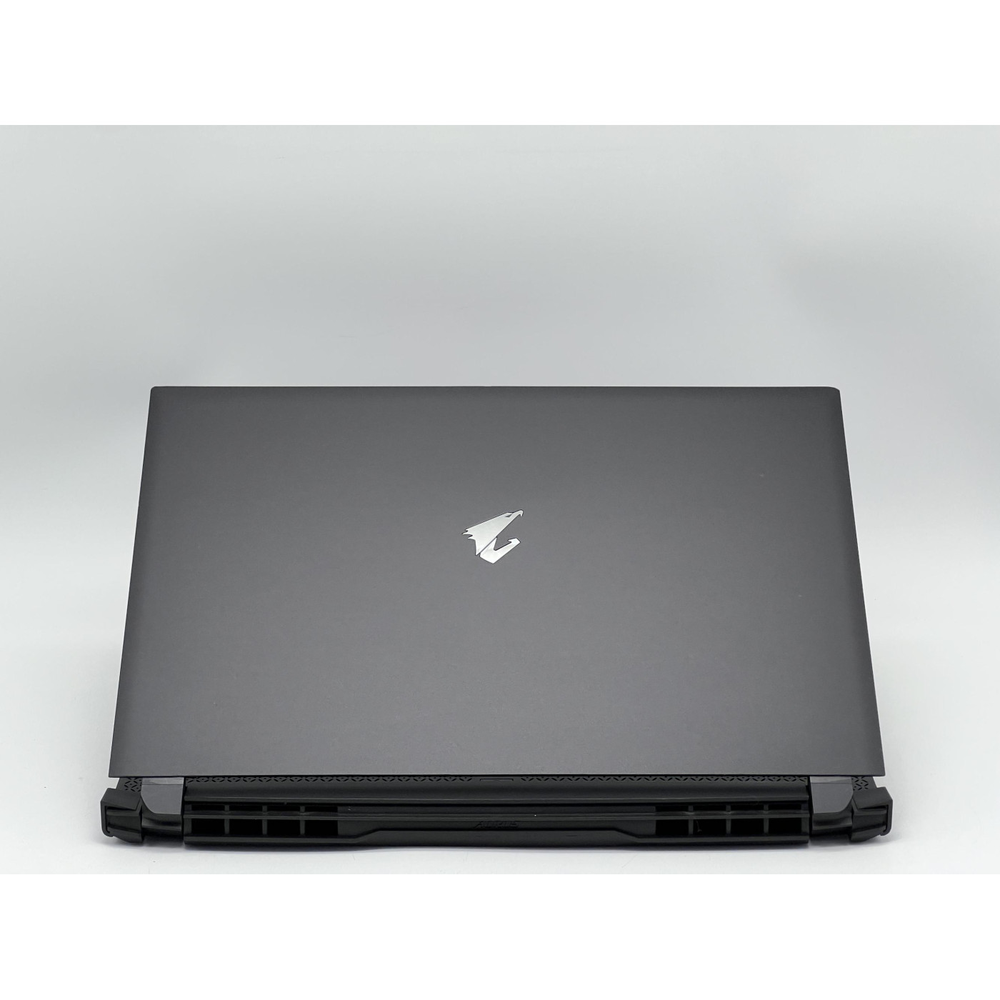 Ноутбук GIGABYTE 15.6