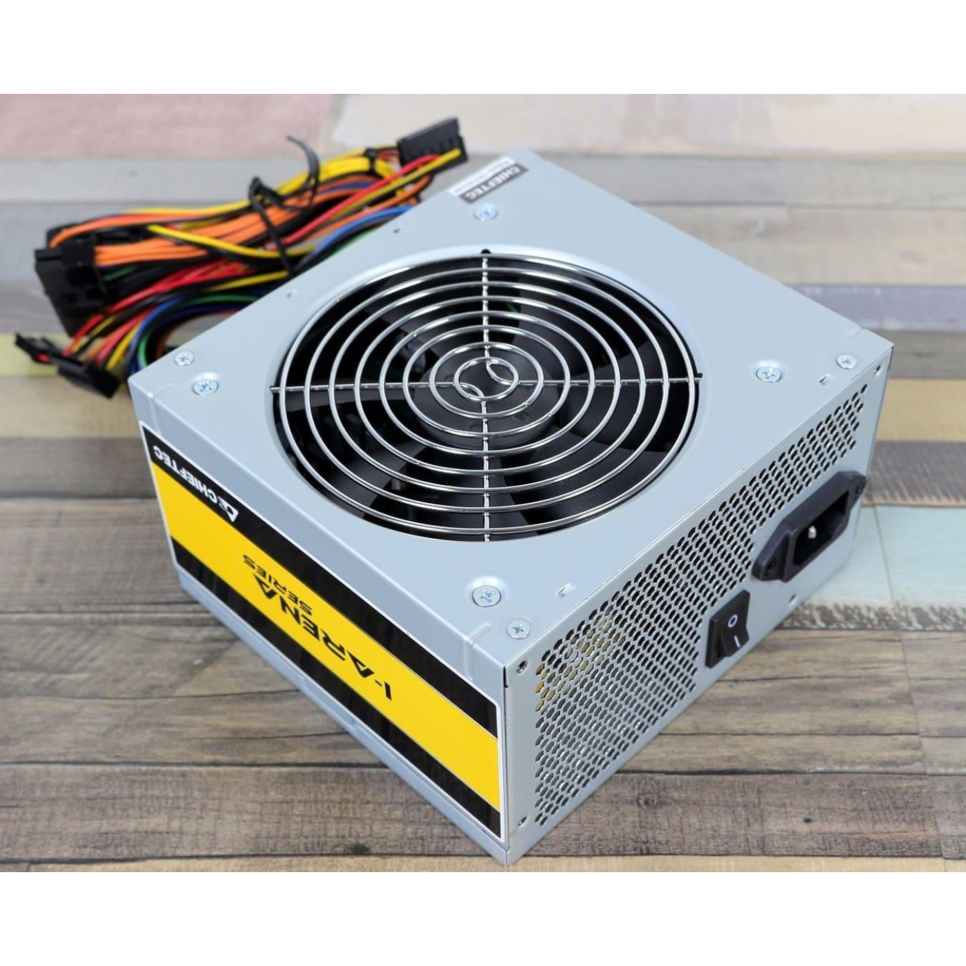 Блок живлення Chieftec I-Arena 500W (APB-500B8) Б/в