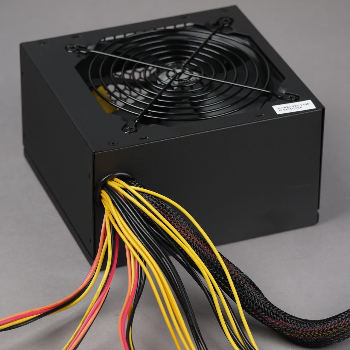 Блок живлення Zalman 500W (ZM500-LE) Б/в