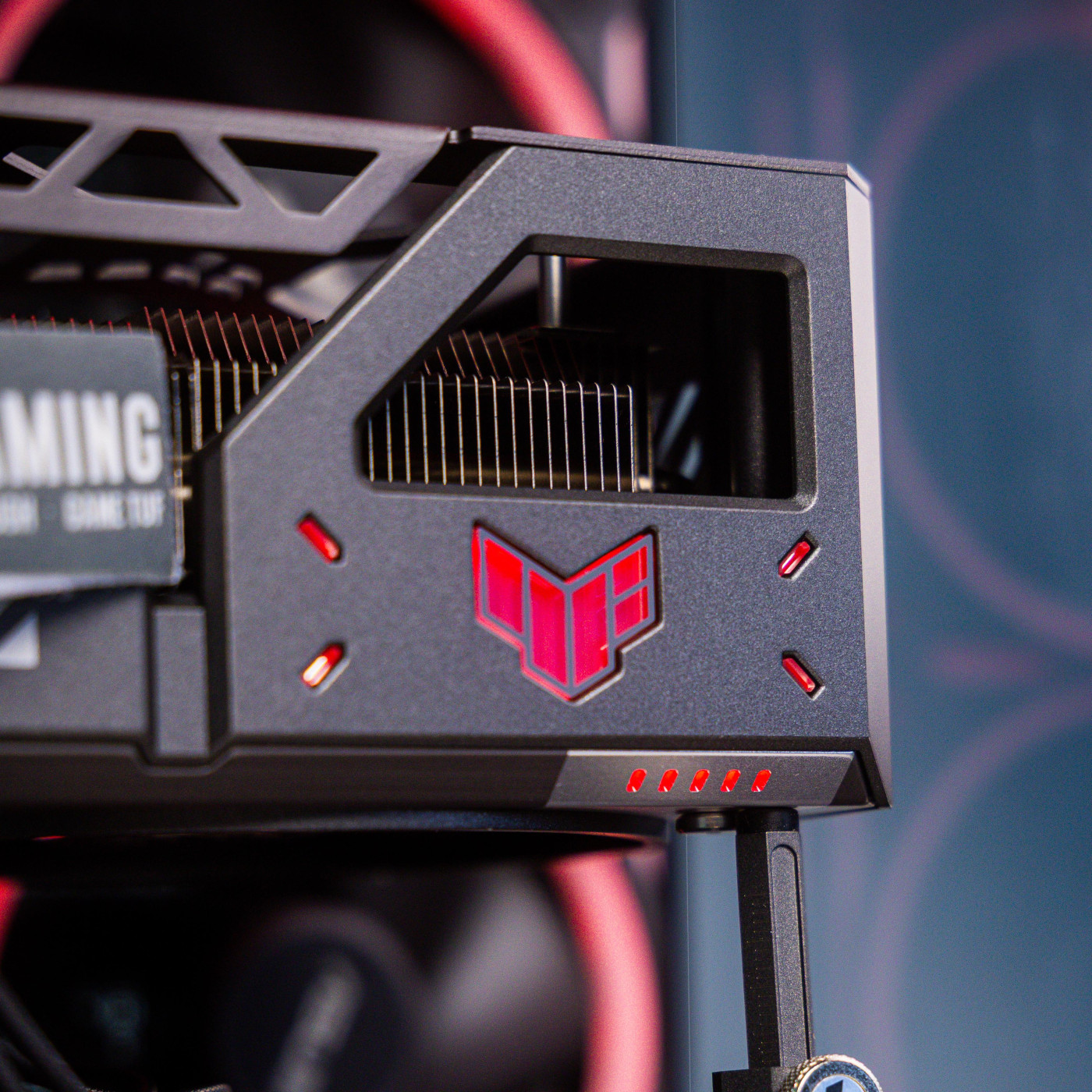 Комп'ютер CompX Powered by ASUS_583 (RTX 5070 Ti 16 Гб, Ryzen 7 9800X3D, DDR5 32 Гб, SSD 1 ТБ.)