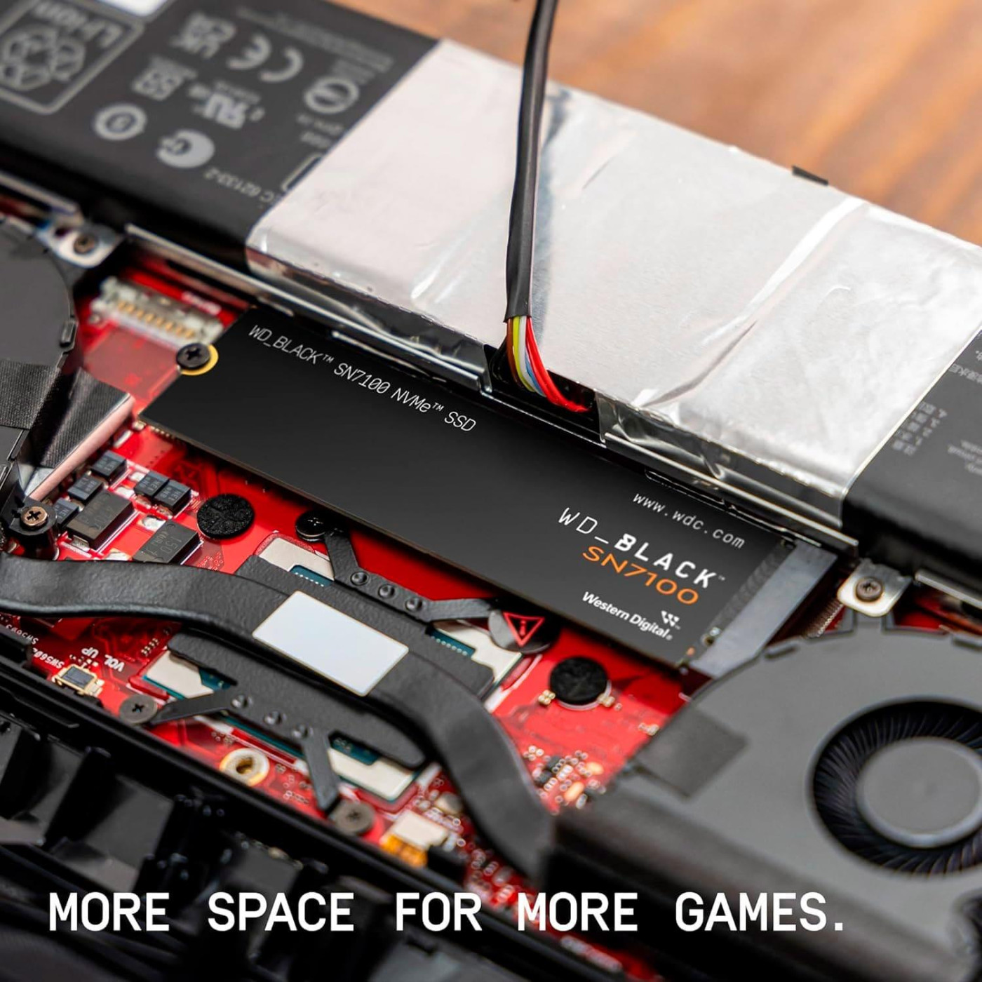 Накопичувач SSD Western Digital m.2 NVMe 2TB WD Black SN7100 PCIe Gen4x4 (WDS200T4X0E-00CJA0)