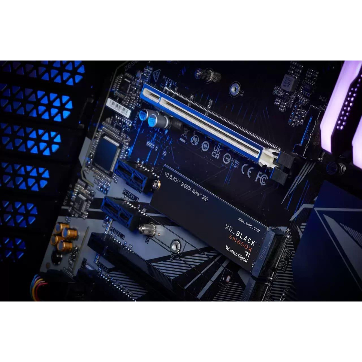 Накопичувач SSD Western Digital m.2 NVMe 8TB WD Black SN850X PCIe Gen4x4 (WDS800T2X0E-00CDD0)