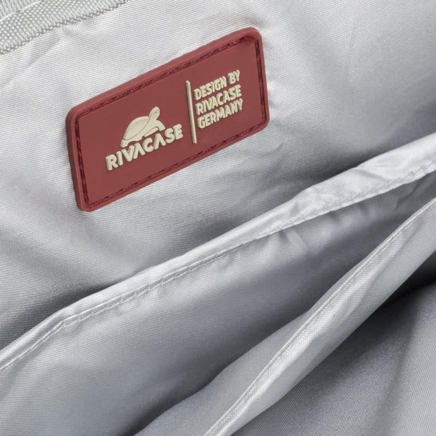 Сумка для ноутбука Rivacase 15.6