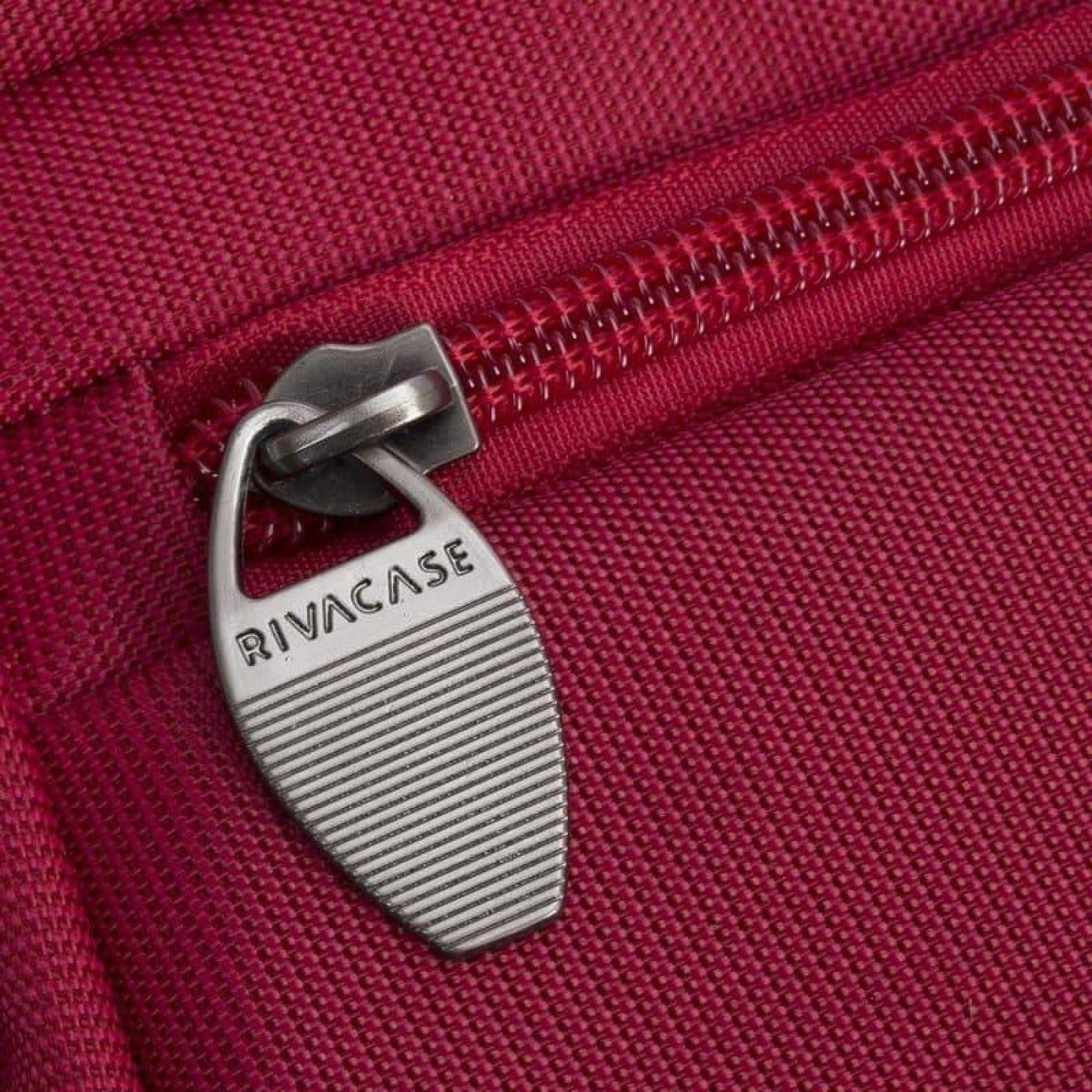 Сумка для ноутбука Rivacase 15.6