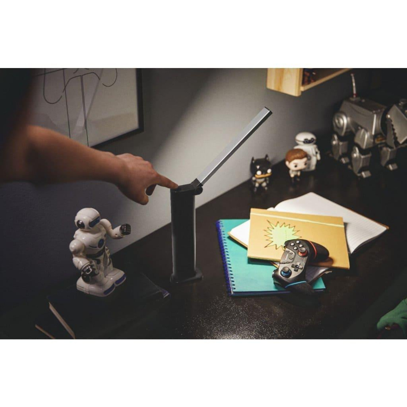 Настольная лампа Philips Amber 5Вт 4000K 1800мАг USB-A сирий (929003194607)