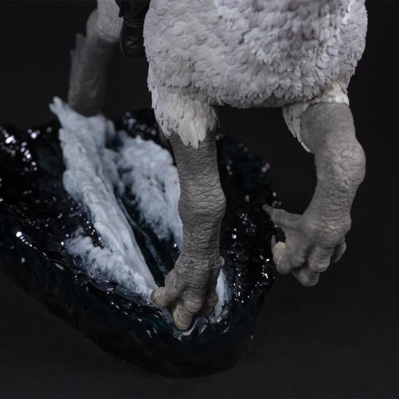 Статуетка HARRY POTTER Harry Potter and Buckbeak (Гарри Поттер)